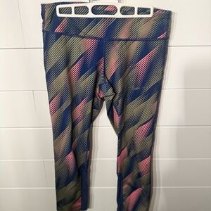 Nike Women's Multicolor Striped Leggings